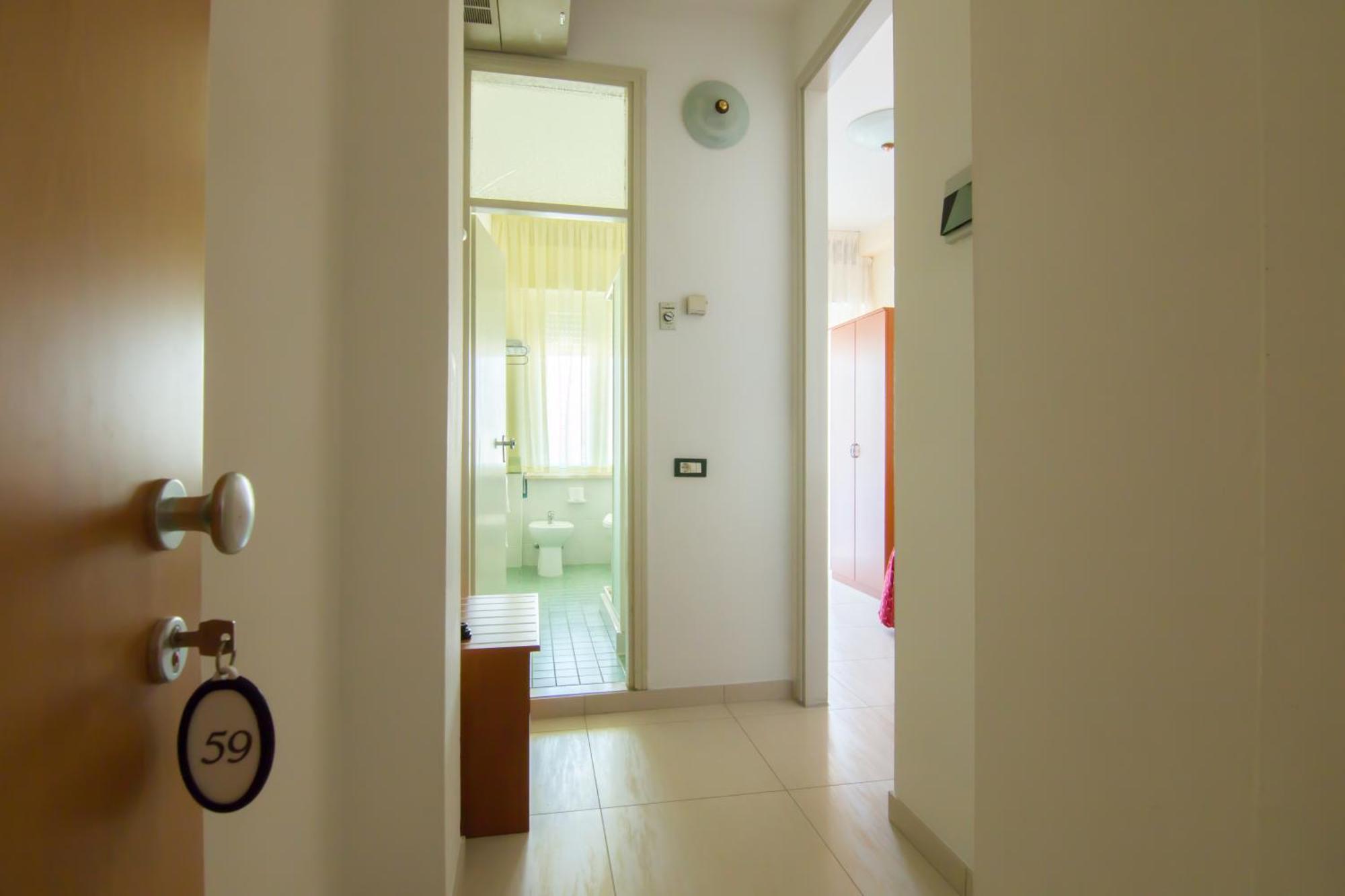 Hotel Elios Bellaria-Igea Marina Phòng bức ảnh