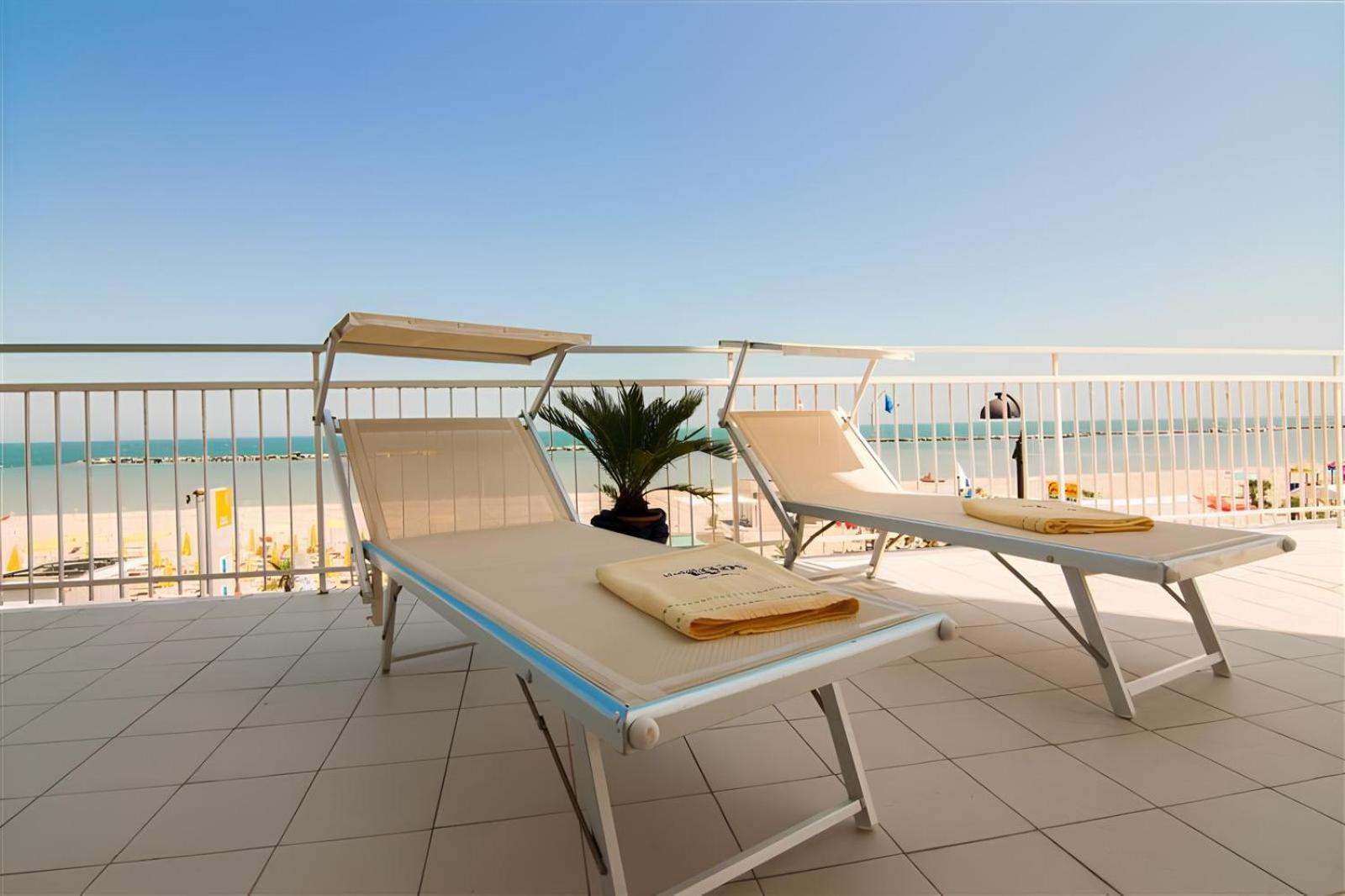 Hotel Elios Bellaria-Igea Marina Ngoại thất bức ảnh