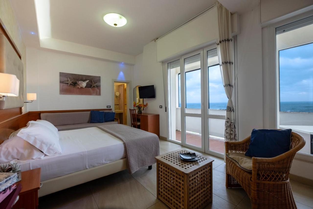 Hotel Elios Bellaria-Igea Marina Ngoại thất bức ảnh